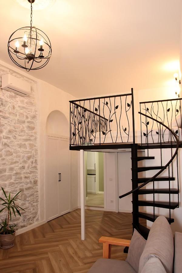 Historical Old City Apartament, Старе Місто , 2 Спальні, Балкон-Тераса, 85 Кв М Kamieniec Podolski Pokój zdjęcie