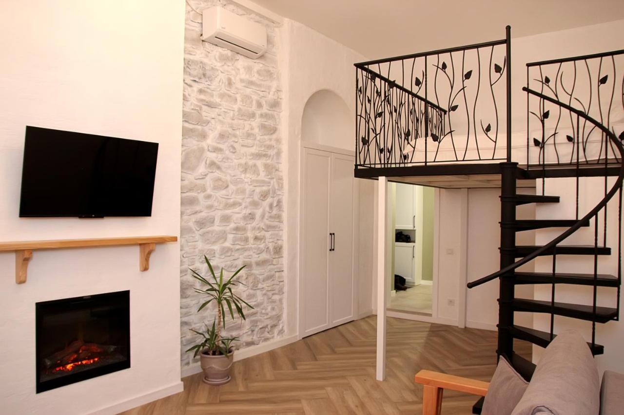 Historical Old City Apartament, Старе Місто , 2 Спальні, Балкон-Тераса, 85 Кв М Kamieniec Podolski Pokój zdjęcie